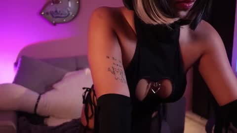 lilithrose_2 online show from March 10, 5:22 am