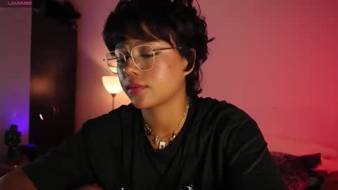 Snapshot of lilithrose_2 chatting on September 26, 5:16 am lilithrose_2 online show from September 26, 5:16 am