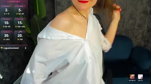 lillian_white1 online show from May 20, 1:57 am