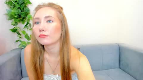 Lili online show from September 23, 6:11 am