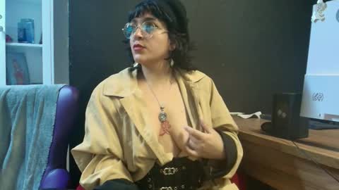 lillith online show from February 6, 4:27 am