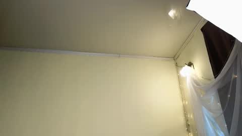 Lilly online show from October 15, 8:06 am