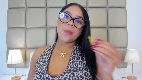 Lilly  online show from May 22, 3:37 am