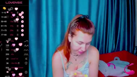lillylover_ online show from September 29, 3:00 am