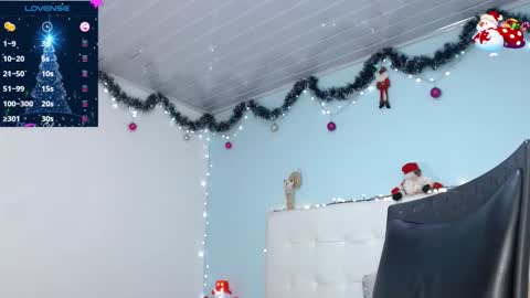 Lilly online show from December 18, 8:24 pm