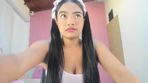 lillyy16 online show from May 19, 11:06 am