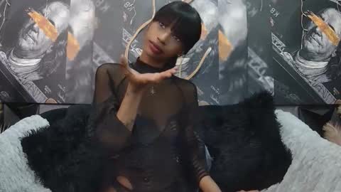 lilmissbaddiexxx online show from April 29, 4:53 pm