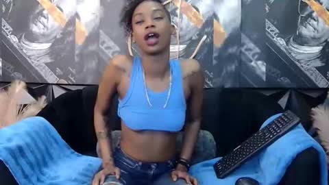 lilmissbaddiexxx online show from February 7, 2:15 am