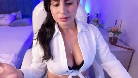 lilu_ds online show from October 4, 9:08 pm