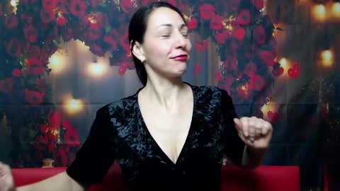 lilugrants online show from January 29, 7:11 pm