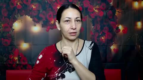 lilugrants online show from January 25, 7:05 pm