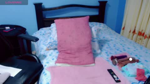 LILYB online show from May 12, 3:26 am