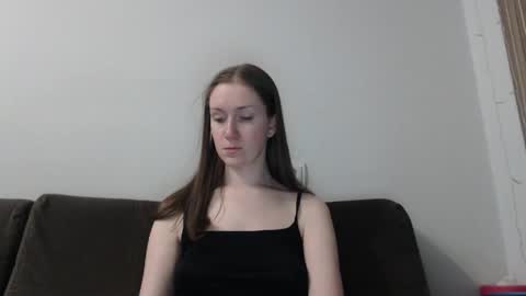 lily_love_x online show from May 7, 12:04 am