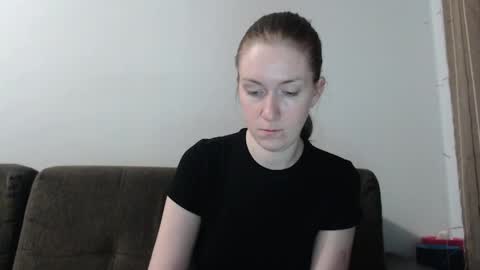 lily_love_x online show from May 5, 2:58 am