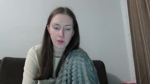 lily_love_x online show from May 27, 1:57 am