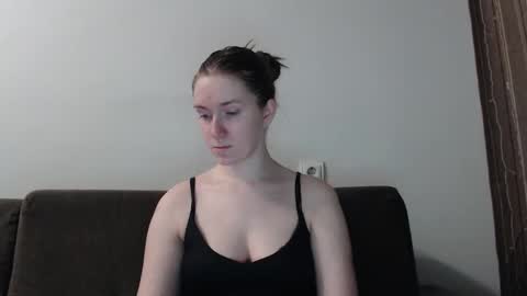 lily_love_x online show from January 13, 2:39 am