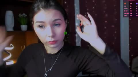 Lily online show from November 5, 8:03 pm