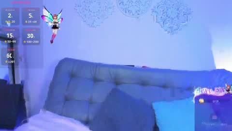 lily_rose0 online show from May 12, 8:15 pm