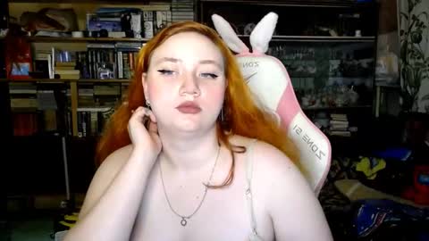 Alice online show from September 21, 5:33 pm