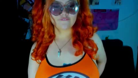 lily_stone04 online show from December 5, 5:04 am