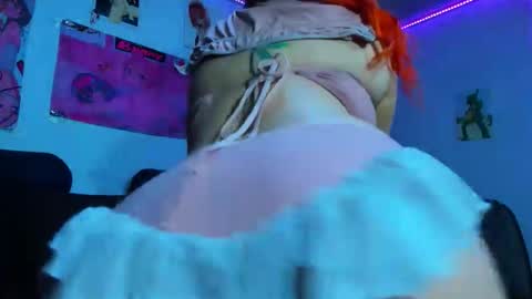 lily_stone04 online show from October 13, 7:22 am