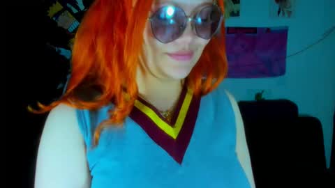 lily_stone04 online show from January 4, 9:32 am