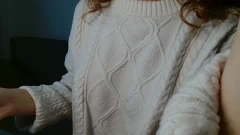 small lily online show from April 26, 5:10 pm