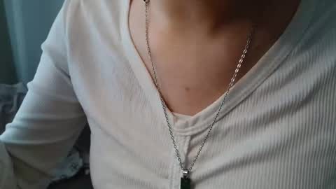 small lily online show from May 6, 2:10 pm