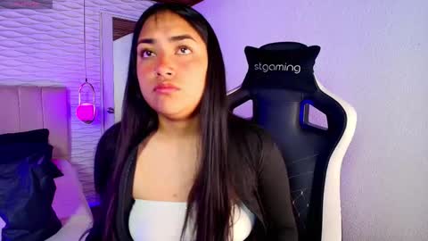 lily_waist online show from October 14, 11:24 am