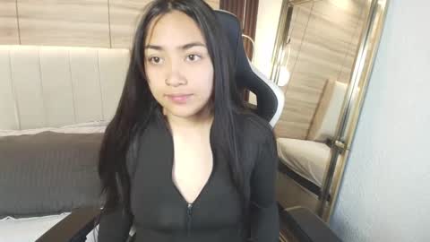 lily_waist online show from February 3, 11:04 am