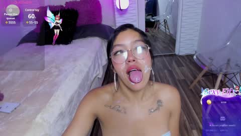 lily_waist online show from January 14, 1:06 pm