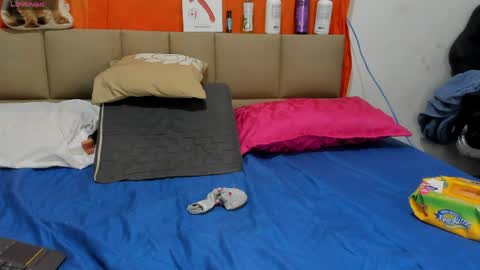Lily online show from May 7, 8:40 am