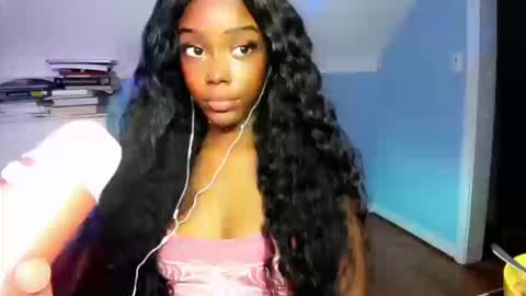 Snapshot of lilyblloom chatting on October 14, 1:14 pm lilyblloom online show from October 14, 1:14 pm