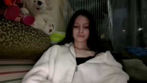 Snapshot of lilycandy_ chatting on December 4, 1:53 pm lilycandy_ online show from December 4, 1:53 pm