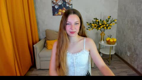 lilyeblake online show from April 8, 6:54 pm