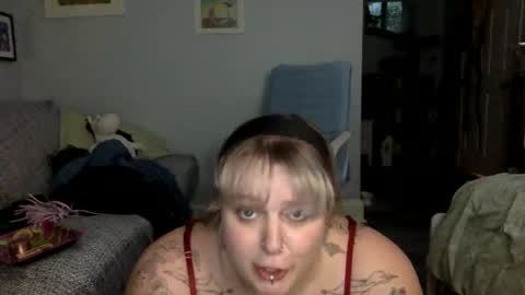 lily online show from October 5, 10:59 pm