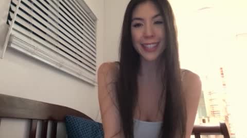 lilylustxoxo online show from February 4, 7:33 am