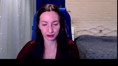 Lily online show from February 19, 8:36 am