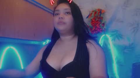 lilyslut143 online show from February 9, 12:51 pm