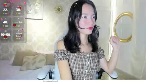 Lilyy online show from May 17, 9:58 pm
