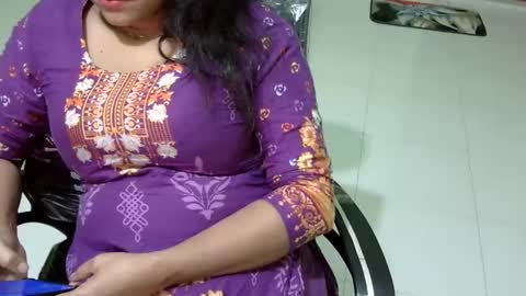 limaakter246618 online show from January 13, 6:16 pm