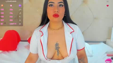Snapshot of lin_jayani chatting on February 22, 11:57 am Lin online show from February 22, 11:57 am