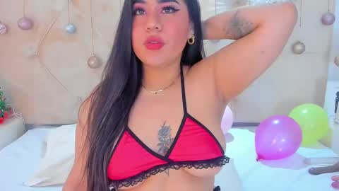 Snapshot of lin_jayani chatting on December 28, 11:52 am Lin online show from December 28, 11:52 am
