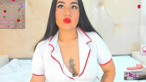 Snapshot of lin_jayani chatting on January 18, 11:43 am Lin online show from January 18, 11:43 am
