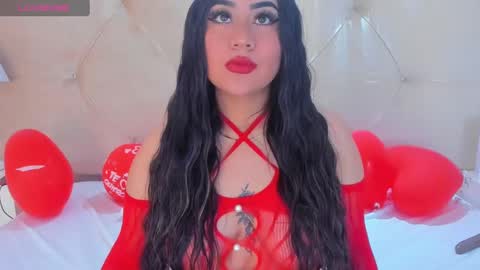 Snapshot of lin_jayani chatting on February 14, 12:25 pm Lin online show from February 14, 12:25 pm