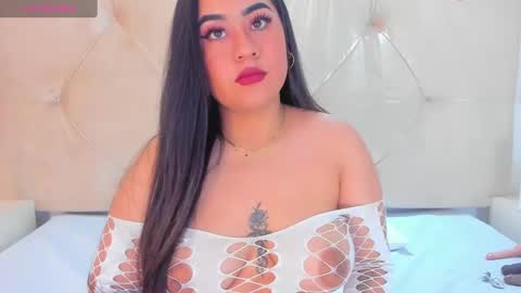 Snapshot of lin_jayani chatting on January 27, 11:54 am Lin online show from January 27, 11:54 am