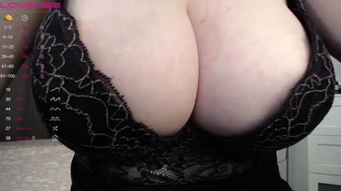 Lina online show from December 29, 1:02 am