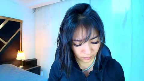  Lina Bedoya  online show from February 2, 11:31 am