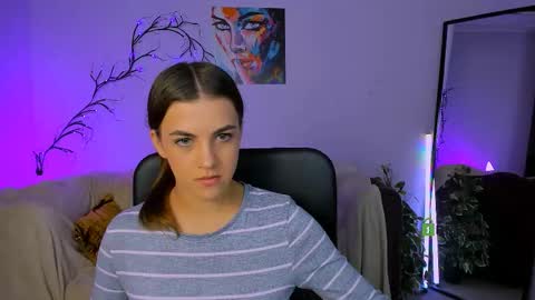 lina_fox12 online show from October 2, 12:54 pm