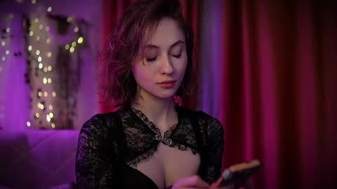 Snapshot of lina_n_kitty chatting on February 28, 4:31 pm Lina - online show from February 28, 4:31 pm